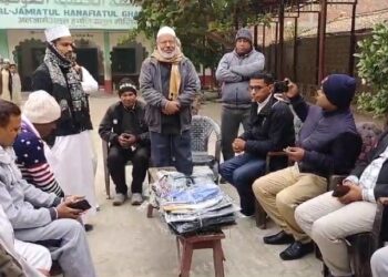 गरीब तथा विपन्नलाई न्यानो कपडा वितरण