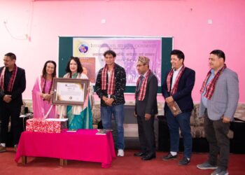 वरिष्ठ गायिका देविका बन्दनालाई आईएनसीद्वारा सम्मान