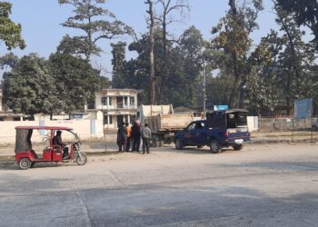 अवैध उत्खनन गर्ने डोजर र टिप्पर नियन्त्रणमा