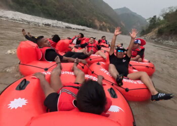 नेपालमै पहिलोपटक सुरु भयो रिभर ट्यूबिङ