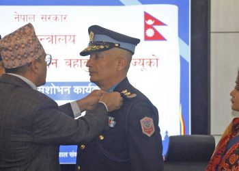 नवनियुक्त प्रहरी महानिरीक्षक कार्कीले सम्हाले नेतृत्व, दर्ज्यानी चिह्न ग्रहण