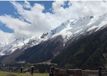 दार्चुलामा तिङ्कर–छाङ्रुका मतदाताका लागि खलङ्गा नजिकै मतदान केन्द्र